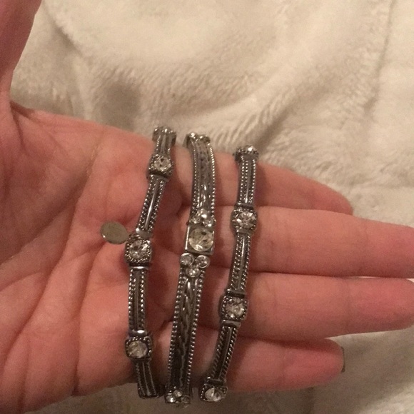 Bracelet - Picture 1 of 3